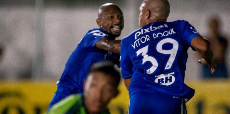 Cruzeiro supera gramado ruim, vence o Tuntum-MA com facilidade e avança na Copa do Brasil