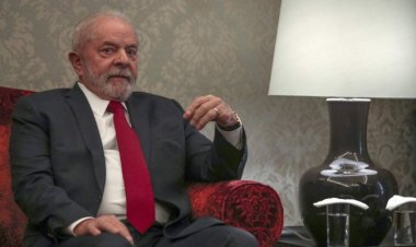 Lula tem alta de hospital após retirar lesão na laringe