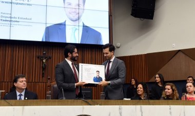 Câmara de BH homenageia parlamentares da Assembleia de Minas